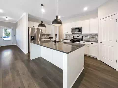 Kitchen - 4009 John Marsh Rd, Spring Hill, TN 37174 photo 1 of 2