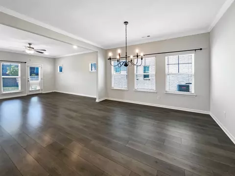 Living - 4009 John Marsh Rd, Spring Hill, TN 37174 photo 2 of 4