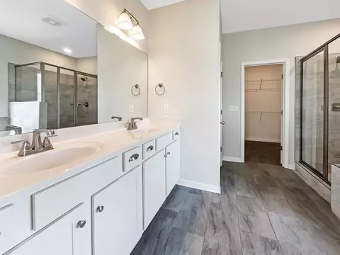 Bath - 4009 John Marsh Rd, Spring Hill, TN 37174 photo 1 of 4