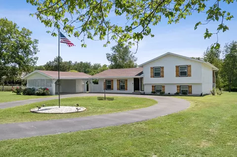 3751 Neeley Hollow Rd, Columbia, TN 38401