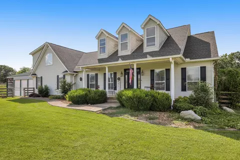445 Halltown Rd, Portland, TN 37148