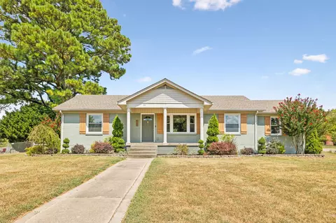 100 Shady Dr, Columbia, TN 38401