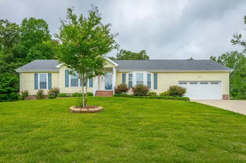 8607 Brookshadow Dr, Hixson, TN 37343