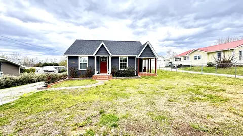 9505 Ocoee St, Ooltewah, TN 37363 photo 2