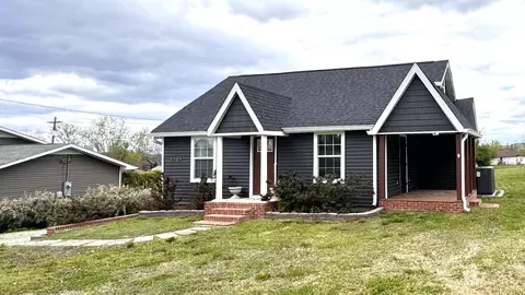 9505 Ocoee St, Ooltewah, TN 37363