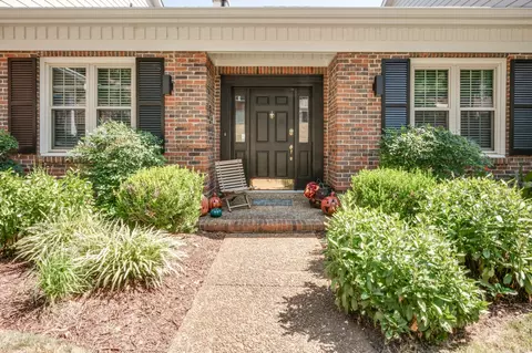 113 Jefferson Sq, Nashville, TN 37215
