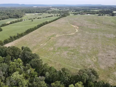 6 Shelbyville Rd, Morrison, TN 37357