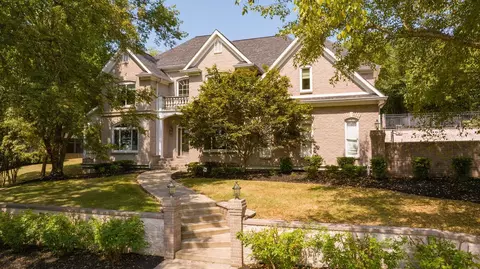 121 Glen Leven Way, Hendersonville, TN 37075
