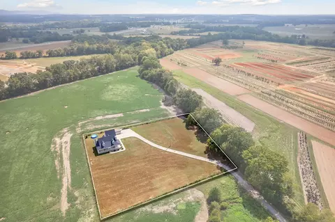 View/Area - 1151 Ball Park Rd, Morrison, TN 37357 photo 1 of 2