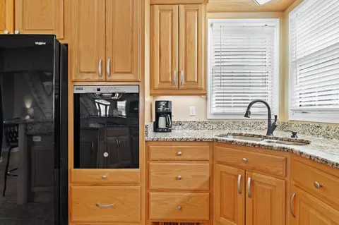 Kitchen - 1151 Ball Park Rd, Morrison, TN 37357 photo 3 of 4