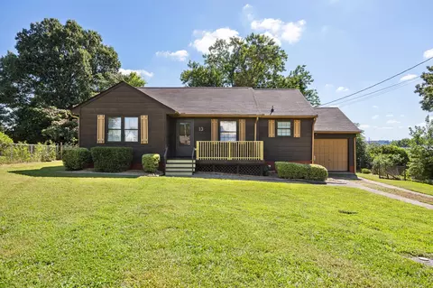 13 Woodard Cir, Chattanooga, TN 37412