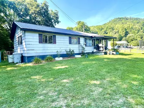 4389 134, Whiteside, TN 37396