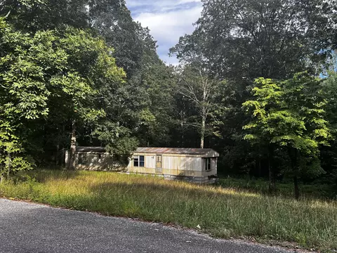 496 2nd Plumb Rd, Belvidere, TN 37306