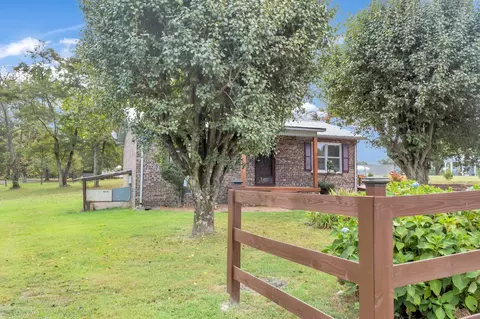 1367 Hollow Springs Rd, Woodbury, TN 37190