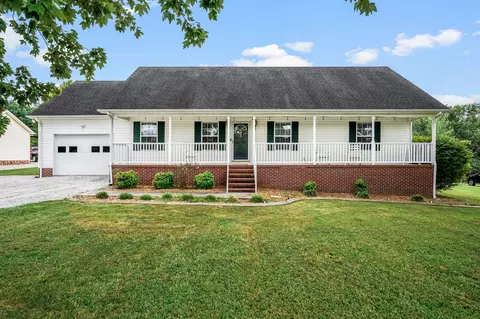 335 Overlook Cir, Tullahoma, TN 37388