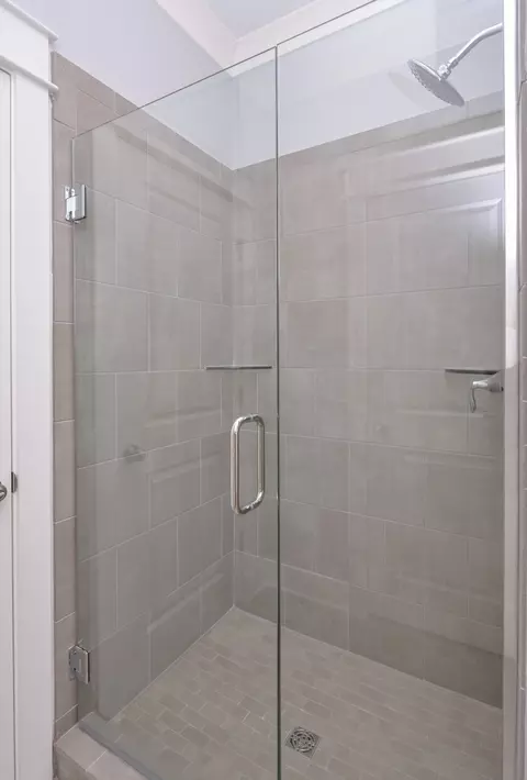 Bath - 7906 Pine St, Fairview, TN 37062 photo 1 of 1