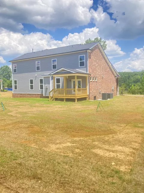Exterior - 7906 Pine St, Fairview, TN 37062 photo 2 of 3