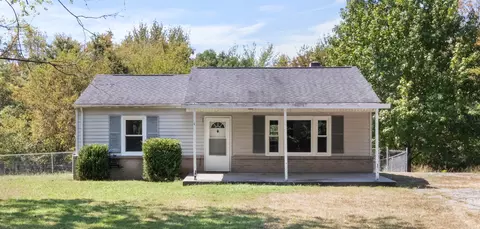 2092 Hilltop View Rd, Clarksville, TN 37040