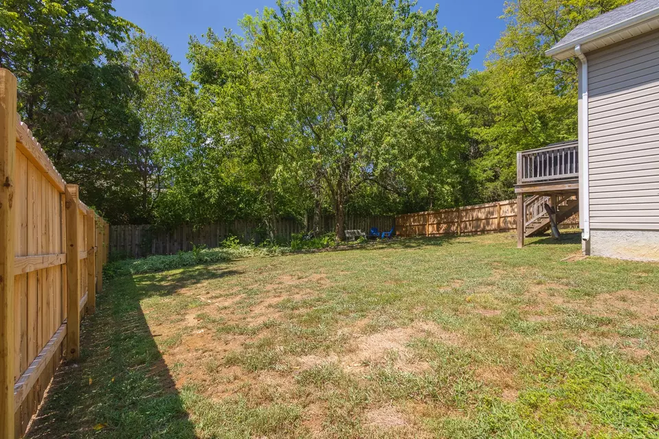 Exterior - 229 Bateman Ave, Franklin, TN 37067 photo 7 of 10