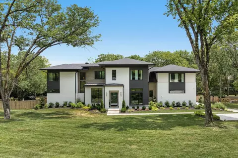 4612 Belmont Park Ter, Nashville, TN 37215