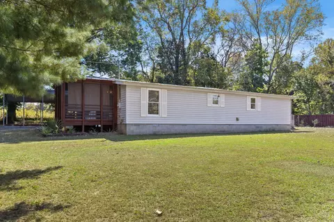 2306 Wayne Rd, Bon Aqua, TN 37025