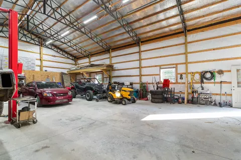 Other - 983 Smith Pl, Cunningham, TN 37052 photo 4 of 5