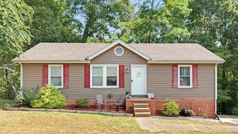109 Sunnyhill Trl, White House, TN 37188