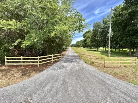 2 Murfreesboro Rd, Lebanon, TN 37090