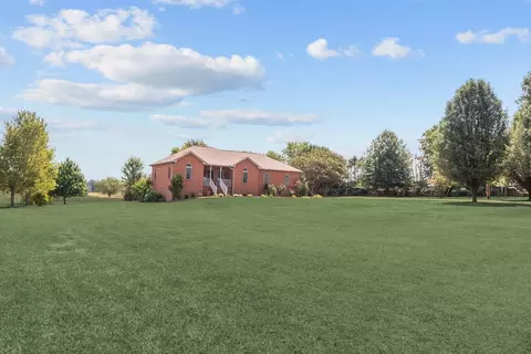 1243 Denny Rd, Dickson, TN 37055 photo 2