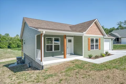 395 Dayton Ave, Crossville, TN 38555