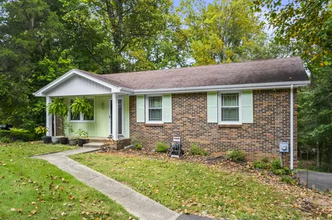 3419 Drake Rd, Adams, TN 37010