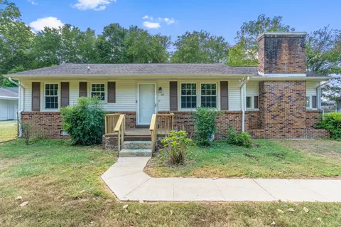 1106 Harton Blvd, Tullahoma, TN 37388