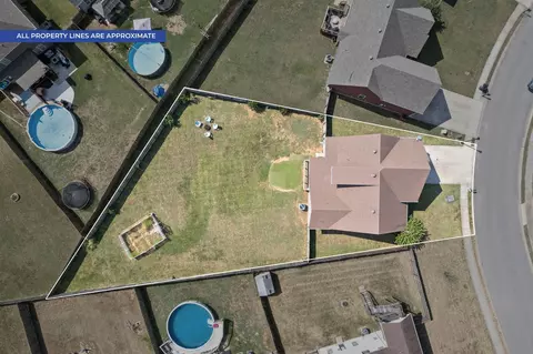 702 Backwind Ln, Clarksville, TN 37040