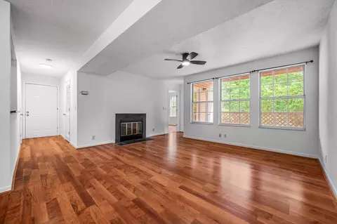 115 N Timber Dr, Nashville, TN 37214