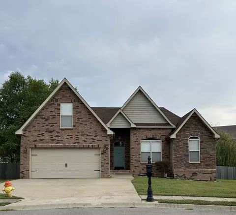 2300 Killington Dr, Clarksville, TN 37040
