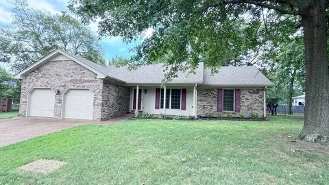 206 Bayhill Ct, Smyrna, TN 37167