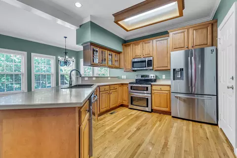 Kitchen - 1115 Ithaca St, Murfreesboro, TN 37130 photo 2 of 2