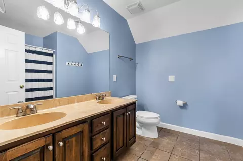 Bath - 1115 Ithaca St, Murfreesboro, TN 37130 photo 5 of 5