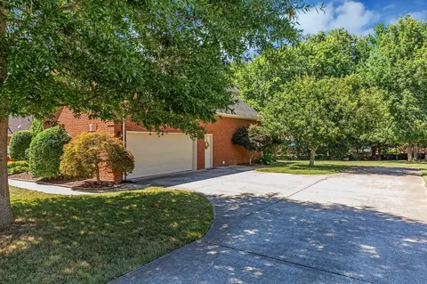 Exterior - 1115 Ithaca St, Murfreesboro, TN 37130 photo 4 of 7
