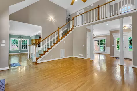 Living - 1115 Ithaca St, Murfreesboro, TN 37130 photo 1 of 4