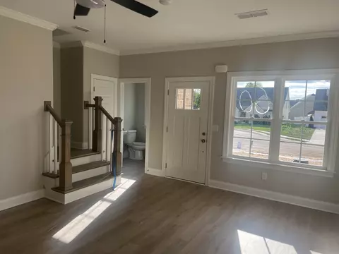 Living - 416 Ruby Oaks Ln, Murfreesboro, TN 37128 photo 2 of 3