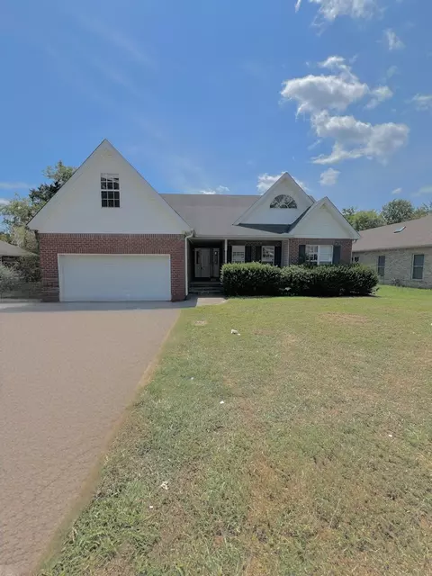 416 Compton Rd, Murfreesboro, TN 37130