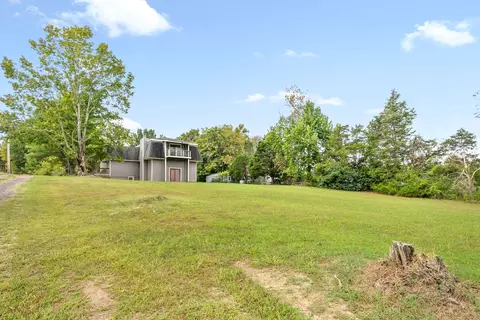 2533 Kelly Willis Rd, Greenbrier, TN 37073