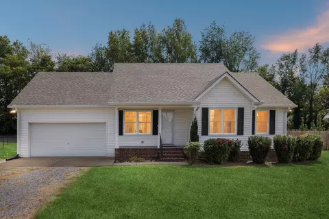 113 Johnny Ruth Ct, Murfreesboro, TN 37127
