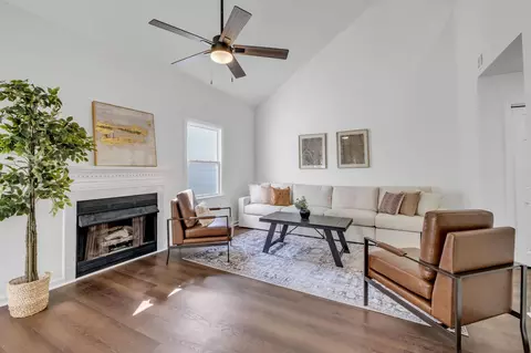 1006 Carla Ct, Nashville, TN 37217