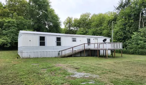 215 Pettit St, Vonore, TN 37885