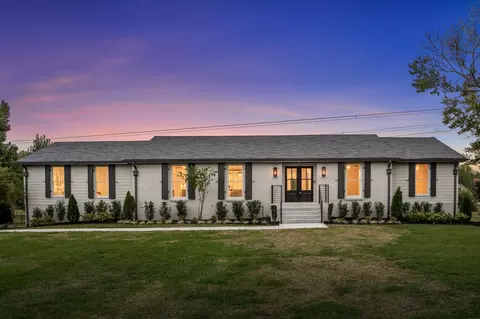 8223 Alamo Rd, Brentwood, TN 37027