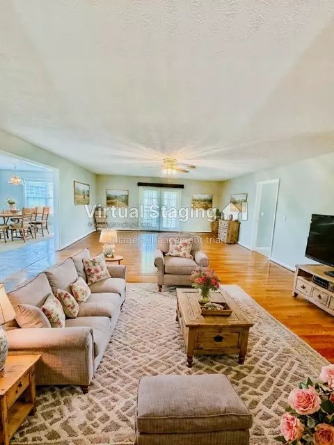 7 Crescent Blvd, Carthage, TN 37030