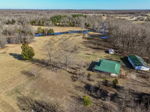 View/Area - 900 Capps Rd, Mcewen, TN 37101 photo 14 of 15