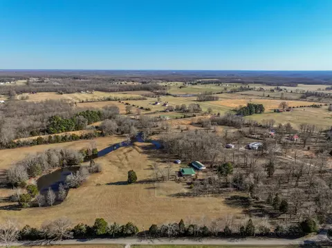 View/Area - 900 Capps Rd, Mcewen, TN 37101 photo 7 of 15